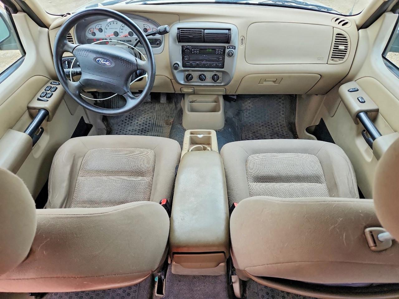2004 Ford Explorer Sport Trac Beige vin: 1FMZU67K44UB72807