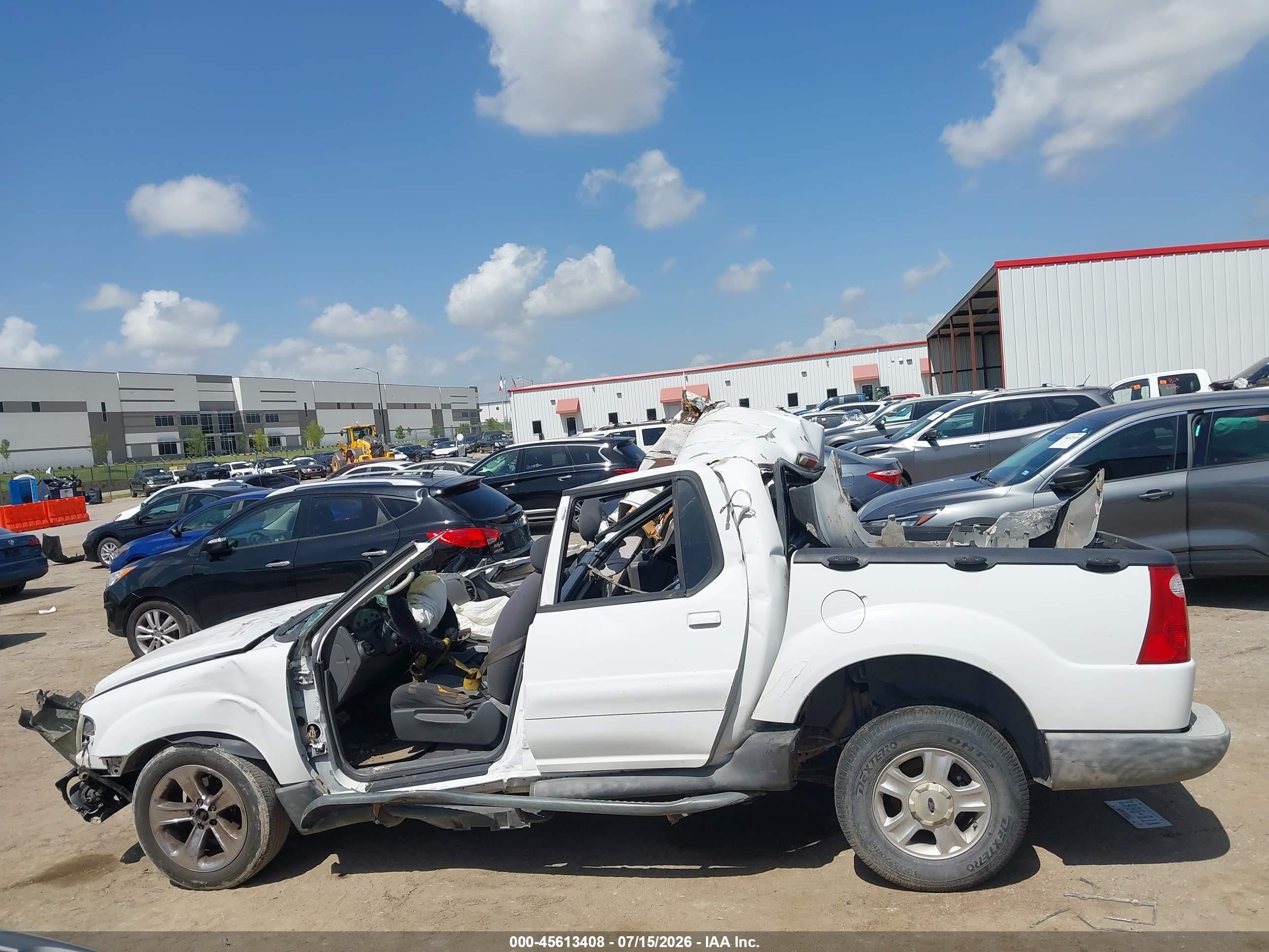 2004 Ford Explorer Sport Trac Adrenalin/xls/xlt Белый vin: 1FMZU67K54UC12876