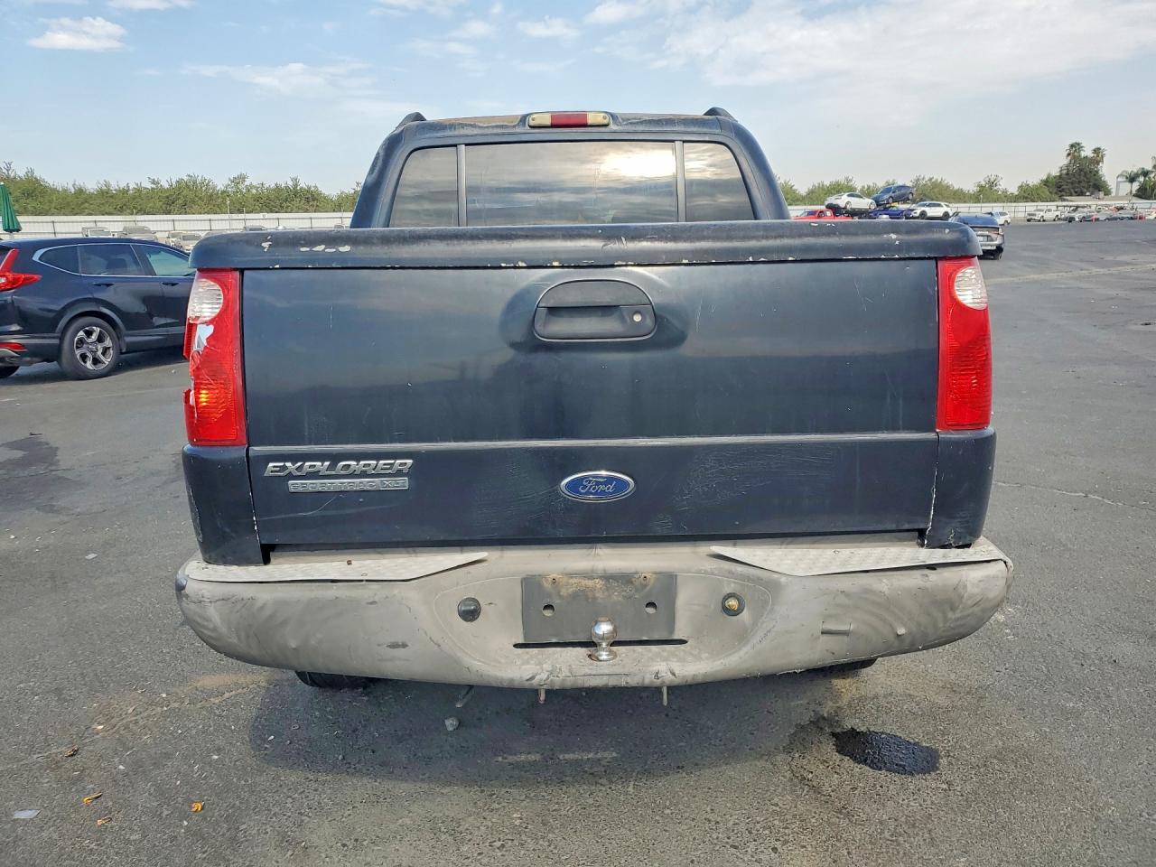 2005 Ford Explorer Sport Trac Black vin: 1FMZU67K55UA00626