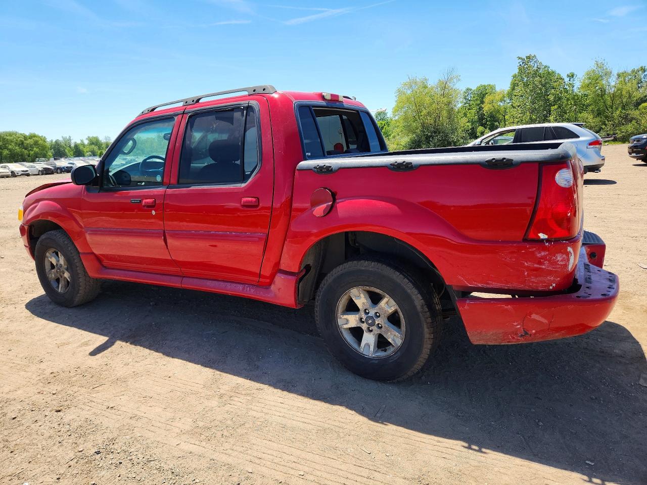 2005 Ford Explorer Sport Trac Red vin: 1FMZU67K65UA08833