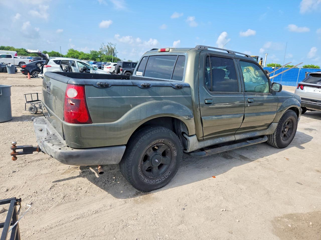 2004 Ford Explorer Sport Trac Green vin: 1FMZU67K74UB23892