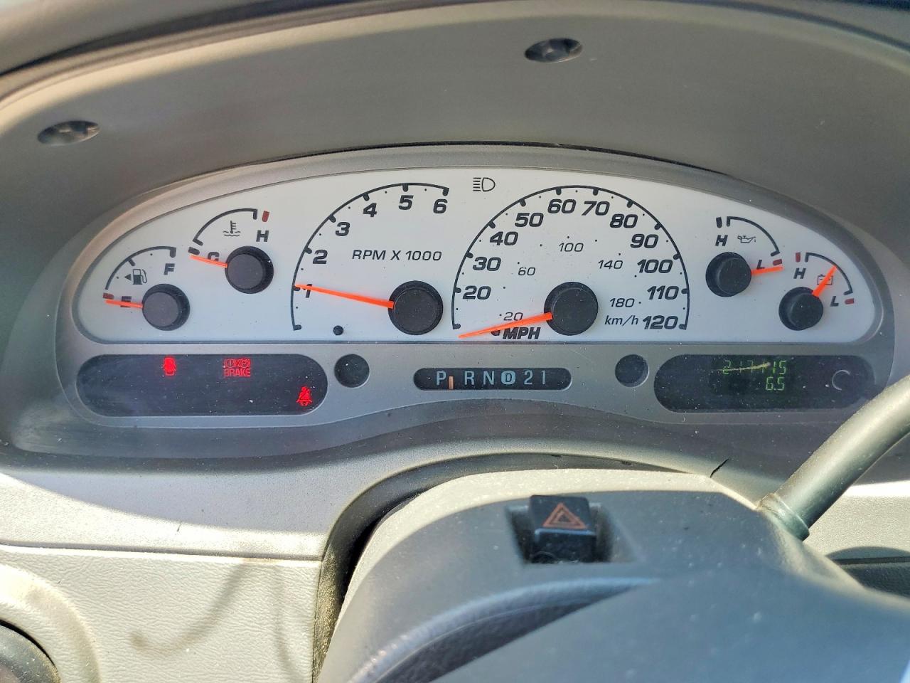 2004 Ford Explorer Sport Trac White vin: 1FMZU67K84UB93224