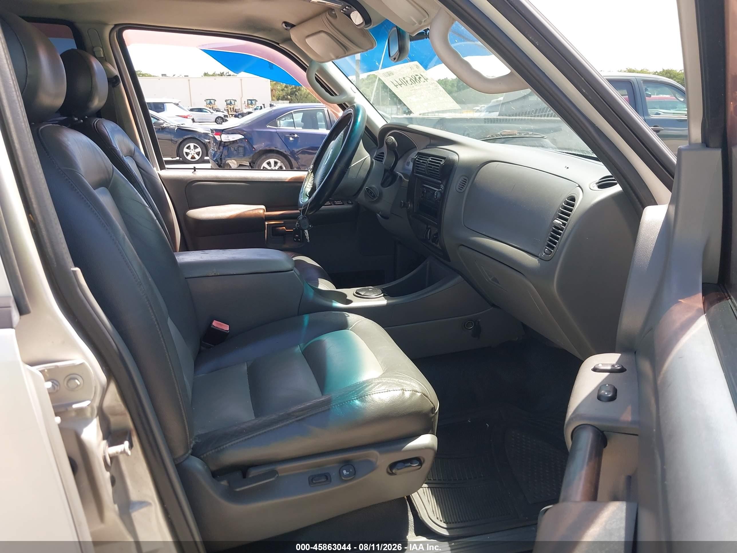 2004 Ford Explorer Sport Trac Adrenalin/xls/xlt Silver vin: 1FMZU67K84UC40249
