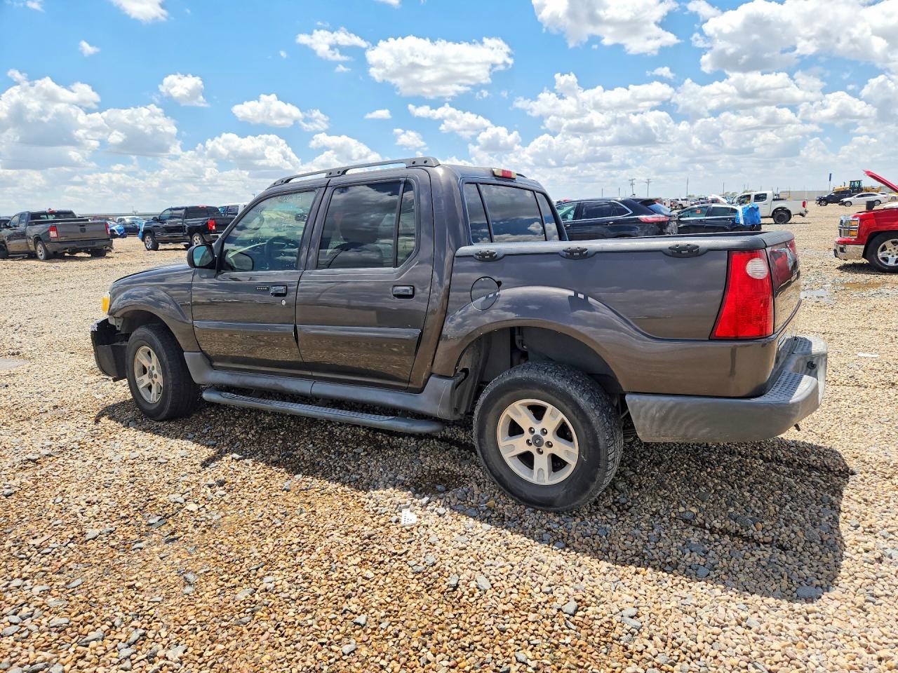2005 Ford Explorer Sport Trac Gray vin: 1FMZU67K85UB60418