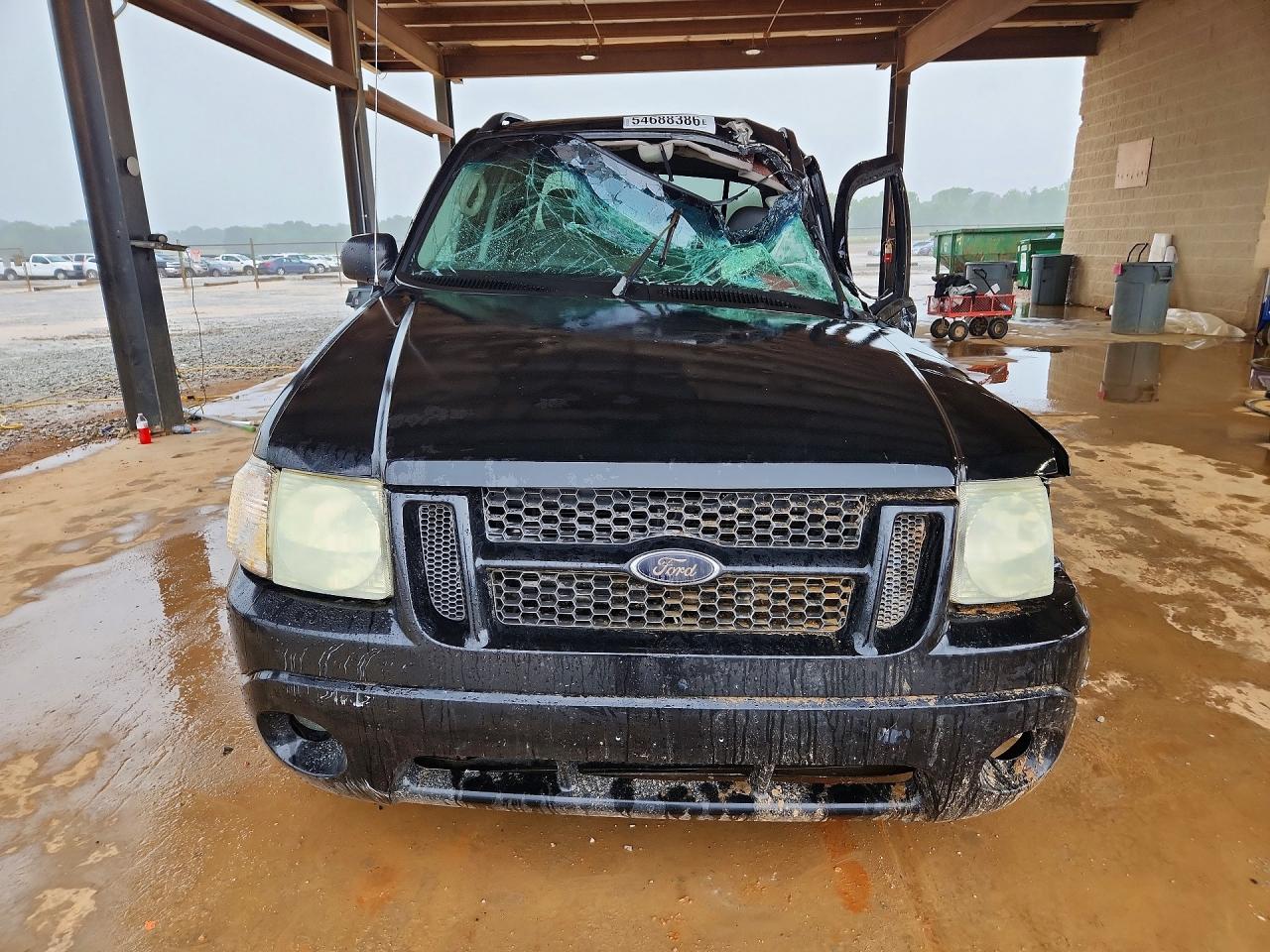2004 Ford Explorer Black vin: 1FMZU67KX4UA47021