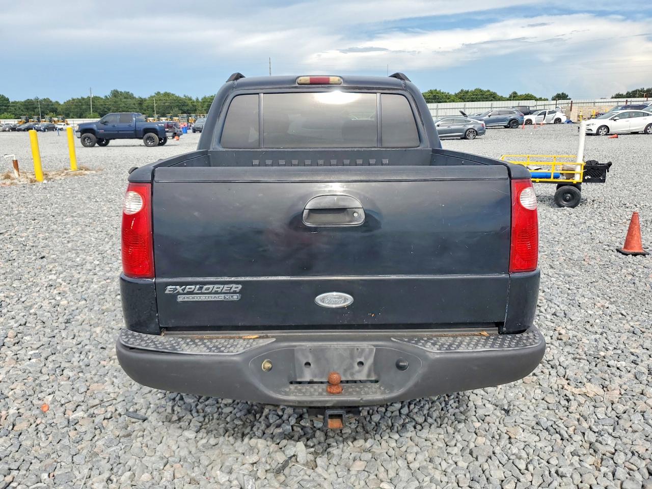 2004 Ford Explorer Sport Trac Black vin: 1FMZU67KX4UA53191
