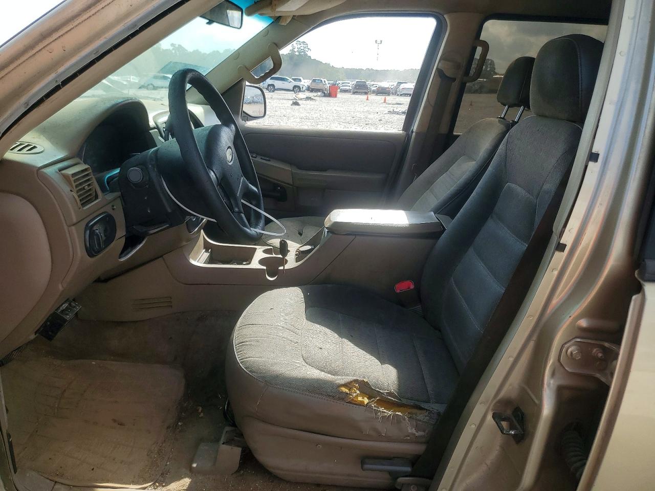 2002 Ford Explorer Xls Beige vin: 1FMZU72E22UC76930