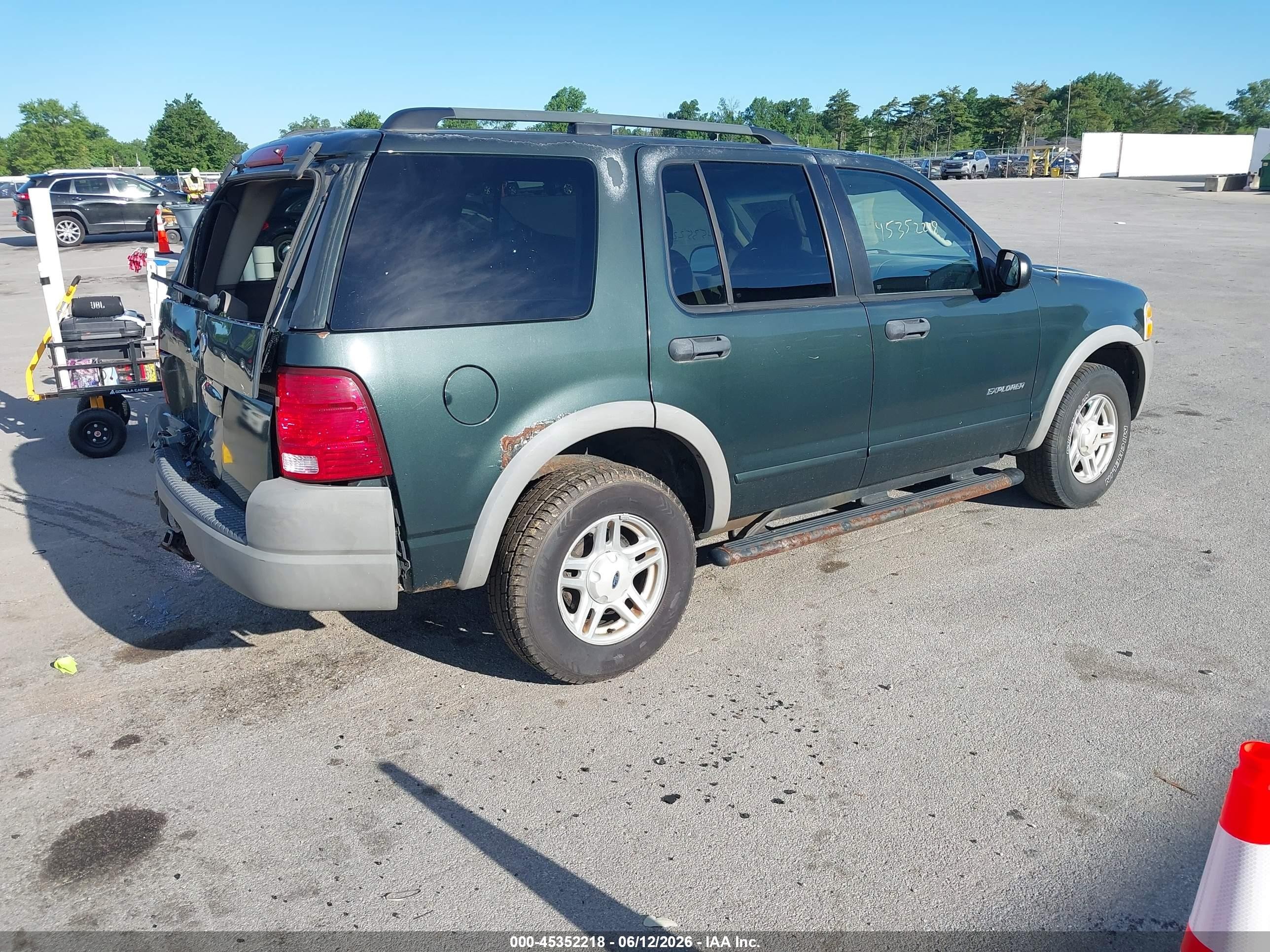 2002 Ford Explorer Xls Green vin: 1FMZU72E42ZC41079