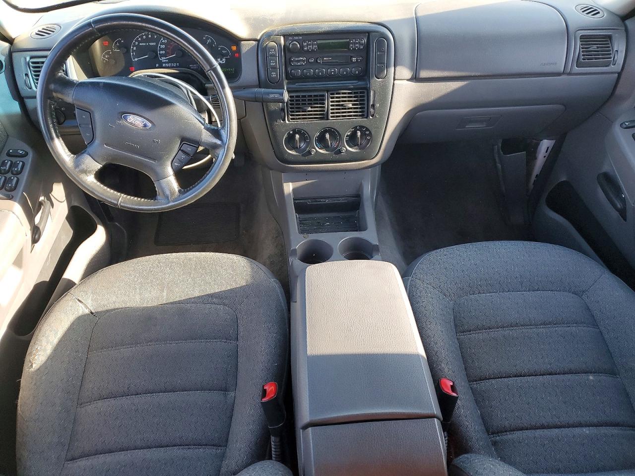 2002 Ford Explorer Xls White vin: 1FMZU72E72ZB59282
