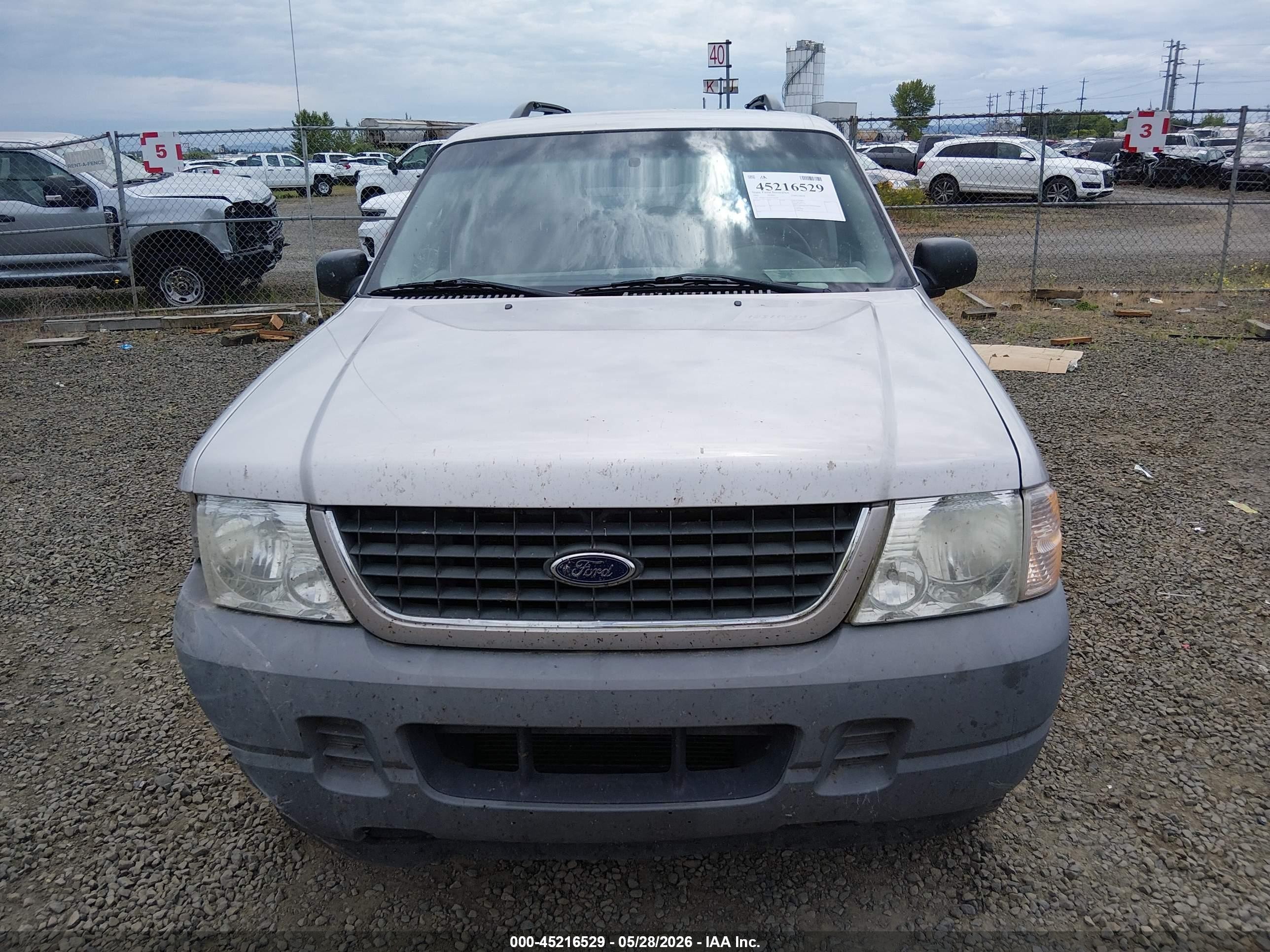 2002 Ford Explorer Xls Silver vin: 1FMZU72E72ZC49290