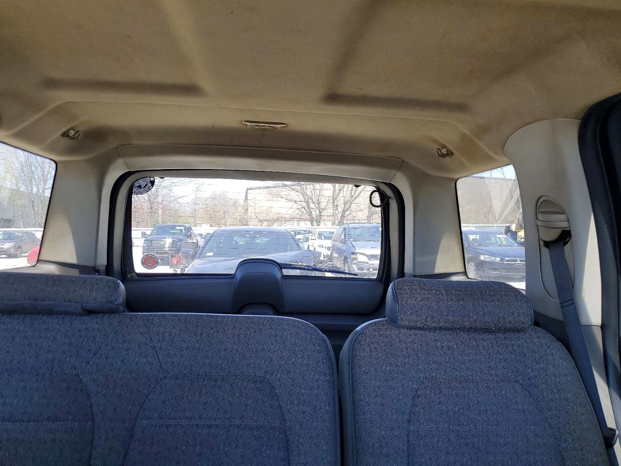 2002 Ford Explorer Xls Black vin: 1FMZU72E92UA85022