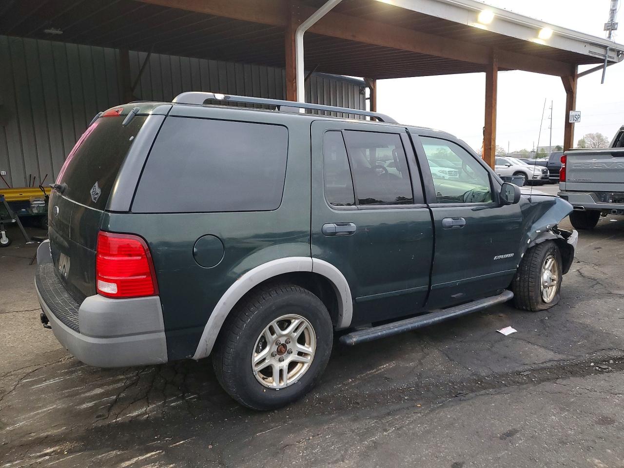 2002 Ford Explorer Xls Green vin: 1FMZU72EX2UA16324
