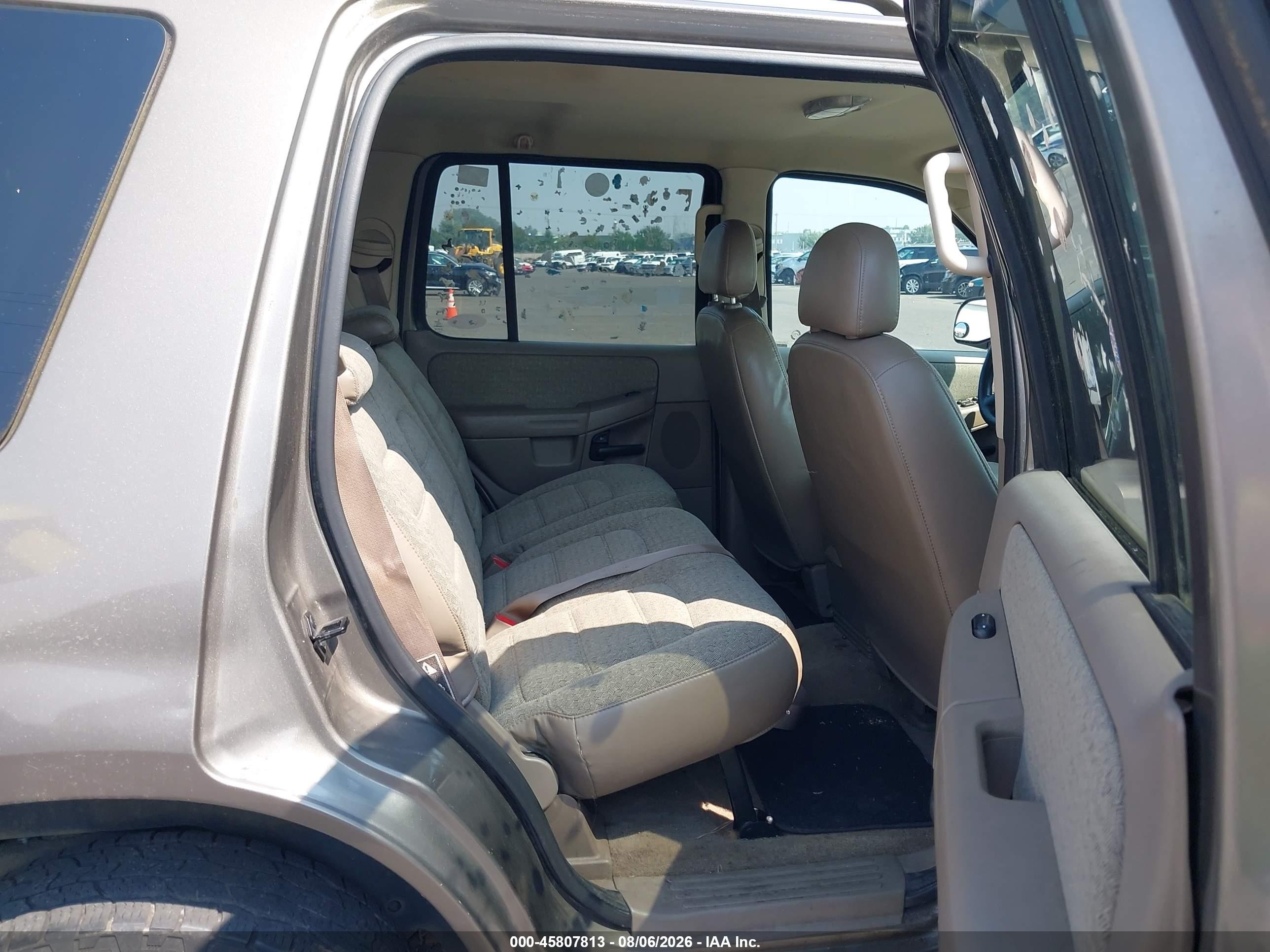 2002 Ford Explorer Xls Brown vin: 1FMZU72K02UD66180