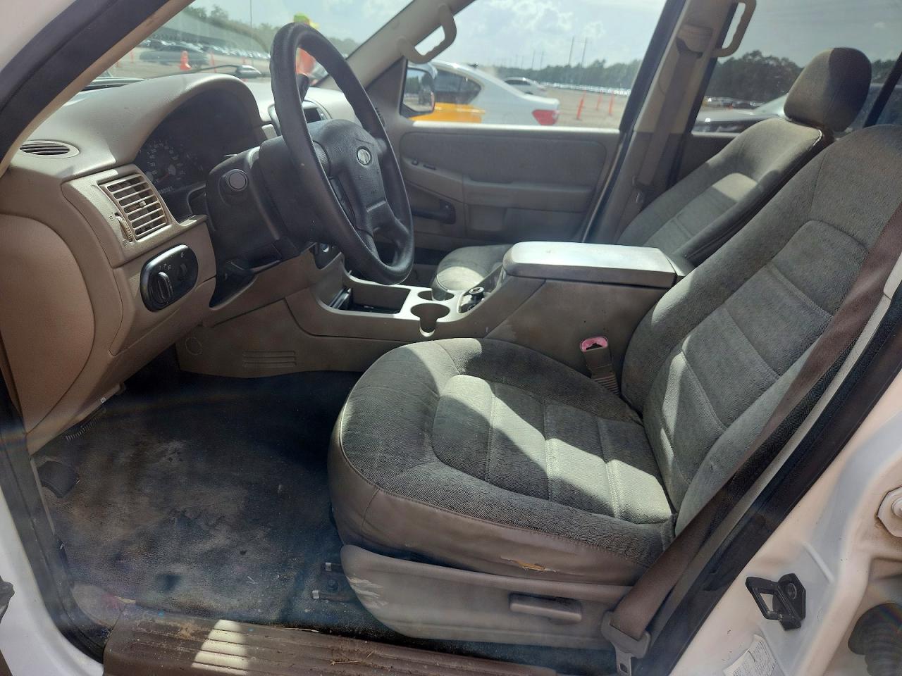 2003 Ford Explorer Xls White vin: 1FMZU72K03ZB27927