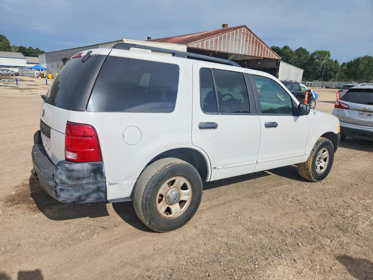 2003 Ford Explorer Xls White vin: 1FMZU72K03ZB27927