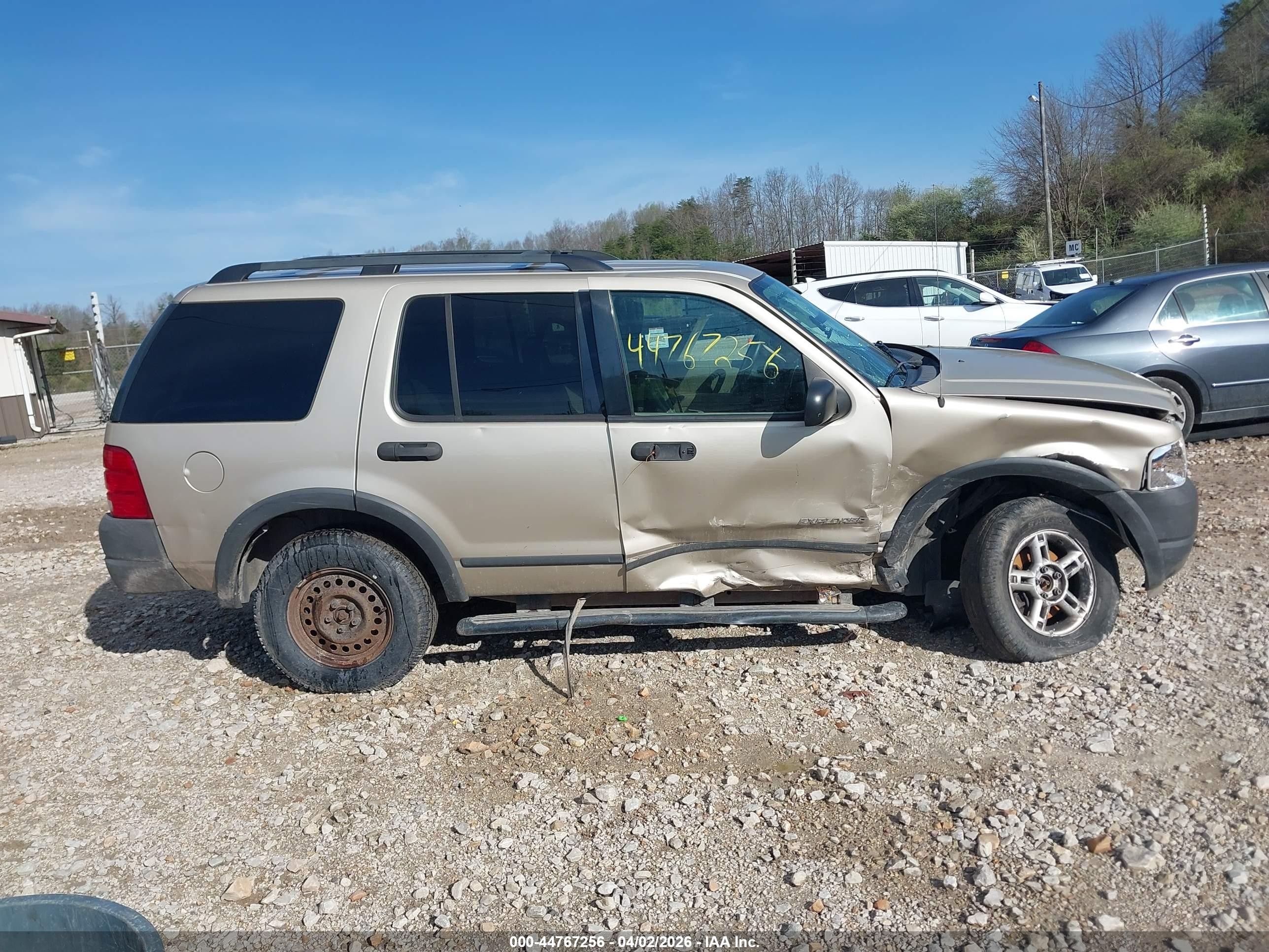 2004 Ford Explorer Xls Beige vin: 1FMZU72K04UB22290