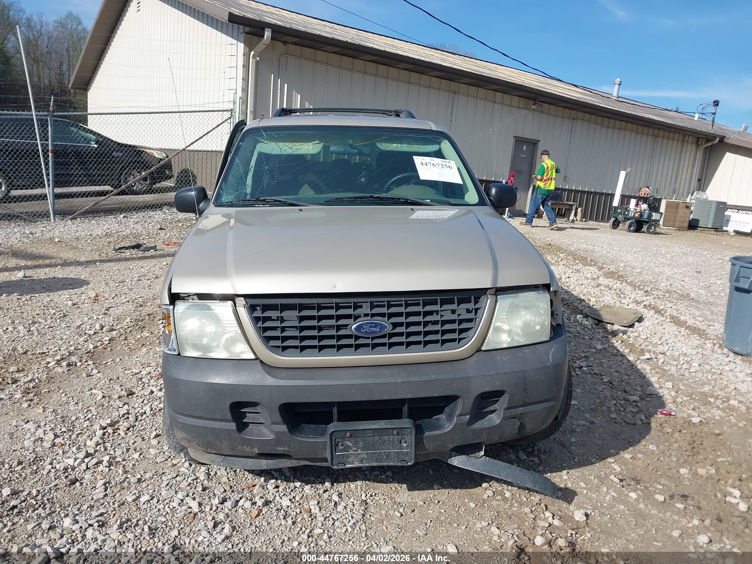 2004 Ford Explorer Xls Beige vin: 1FMZU72K04UB22290
