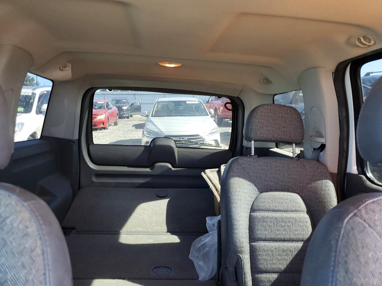 2003 Ford Explorer Xls White vin: 1FMZU72K23ZB01443