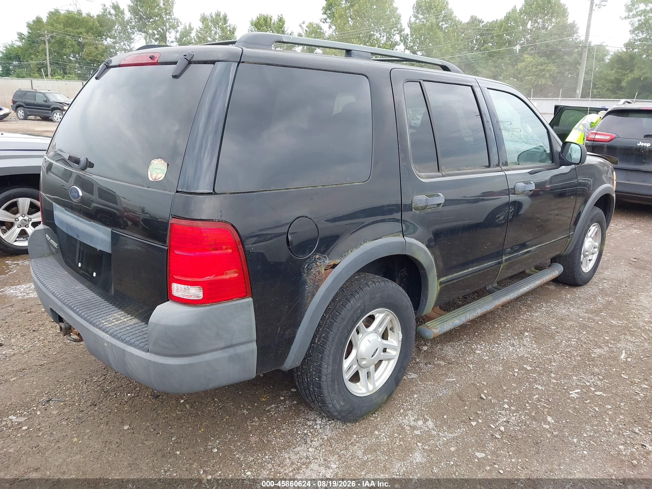 2003 Ford Explorer Xls Черный vin: 1FMZU72K33UC64695