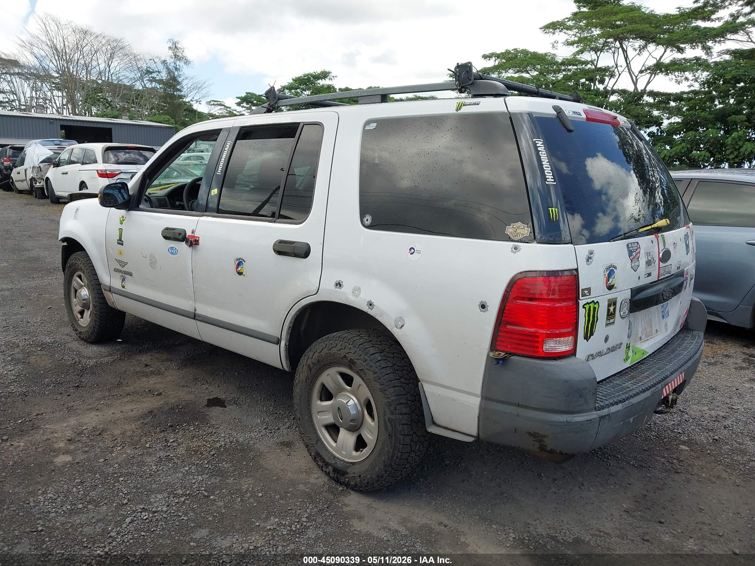 2004 Ford Explorer Xls White vin: 1FMZU72K44ZA19408