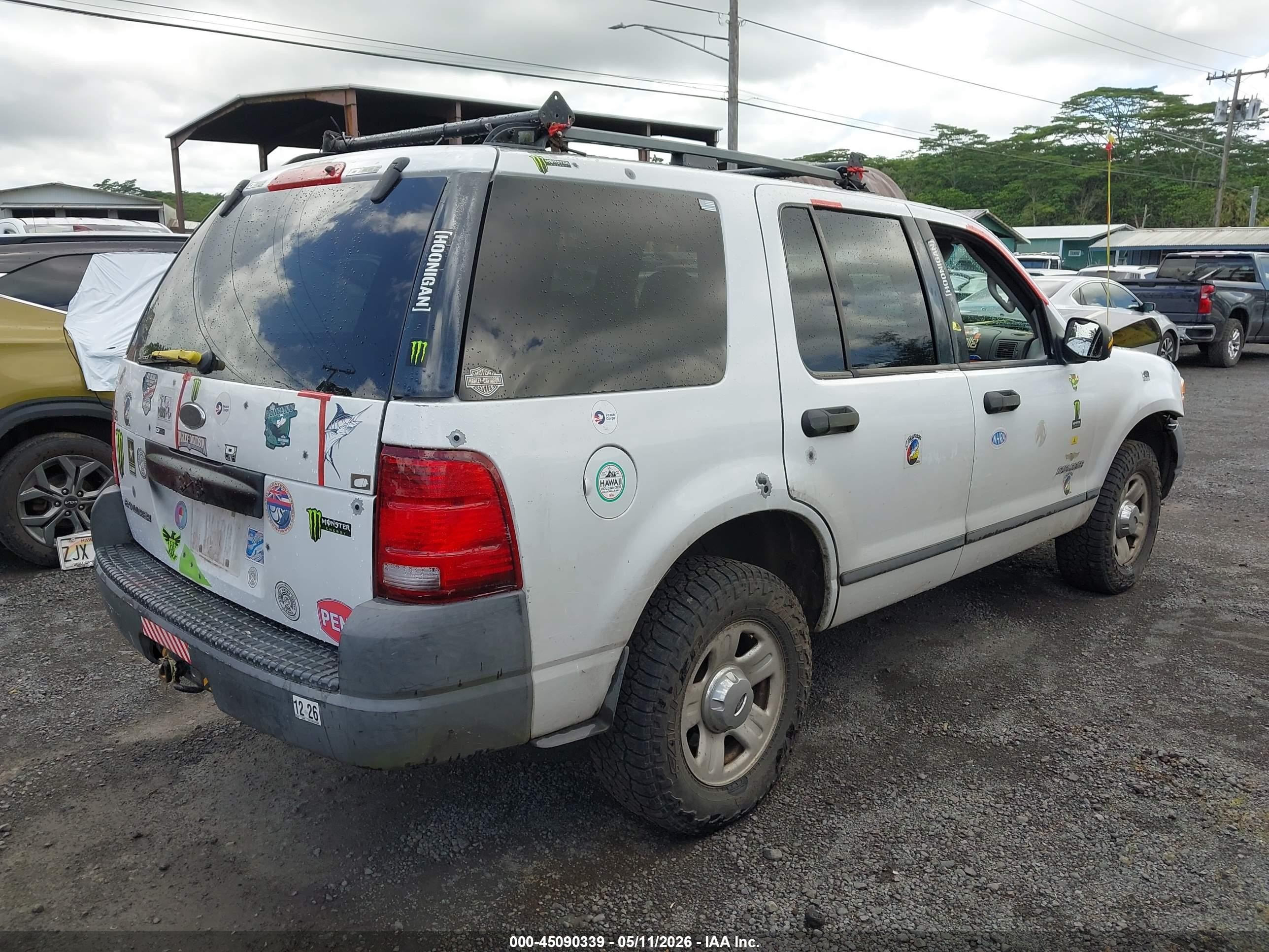 2004 Ford Explorer Xls White vin: 1FMZU72K44ZA19408