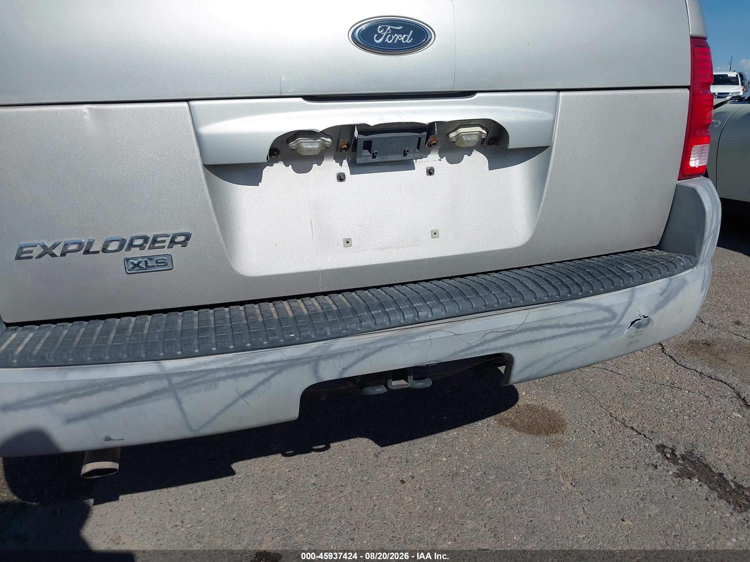 2002 Ford Explorer Xls Silver vin: 1FMZU72K82UD62202