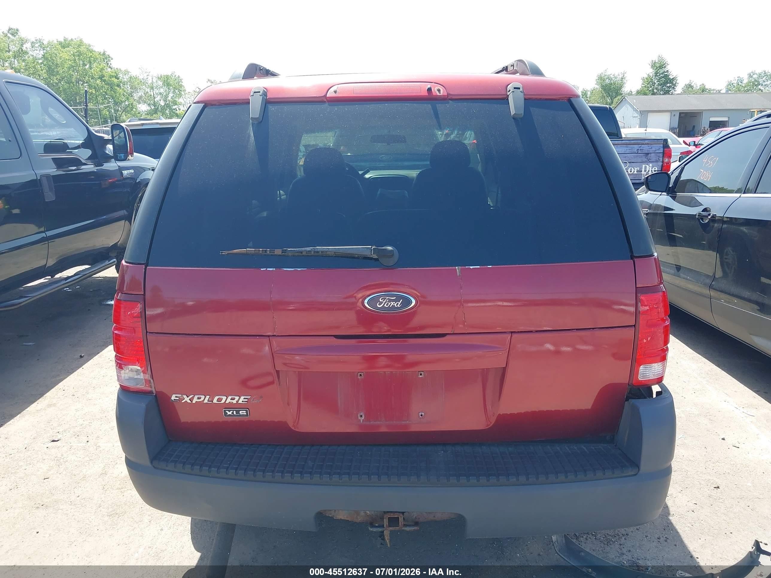 2002 Ford Explorer Xls Red vin: 1FMZU72K82ZC64838