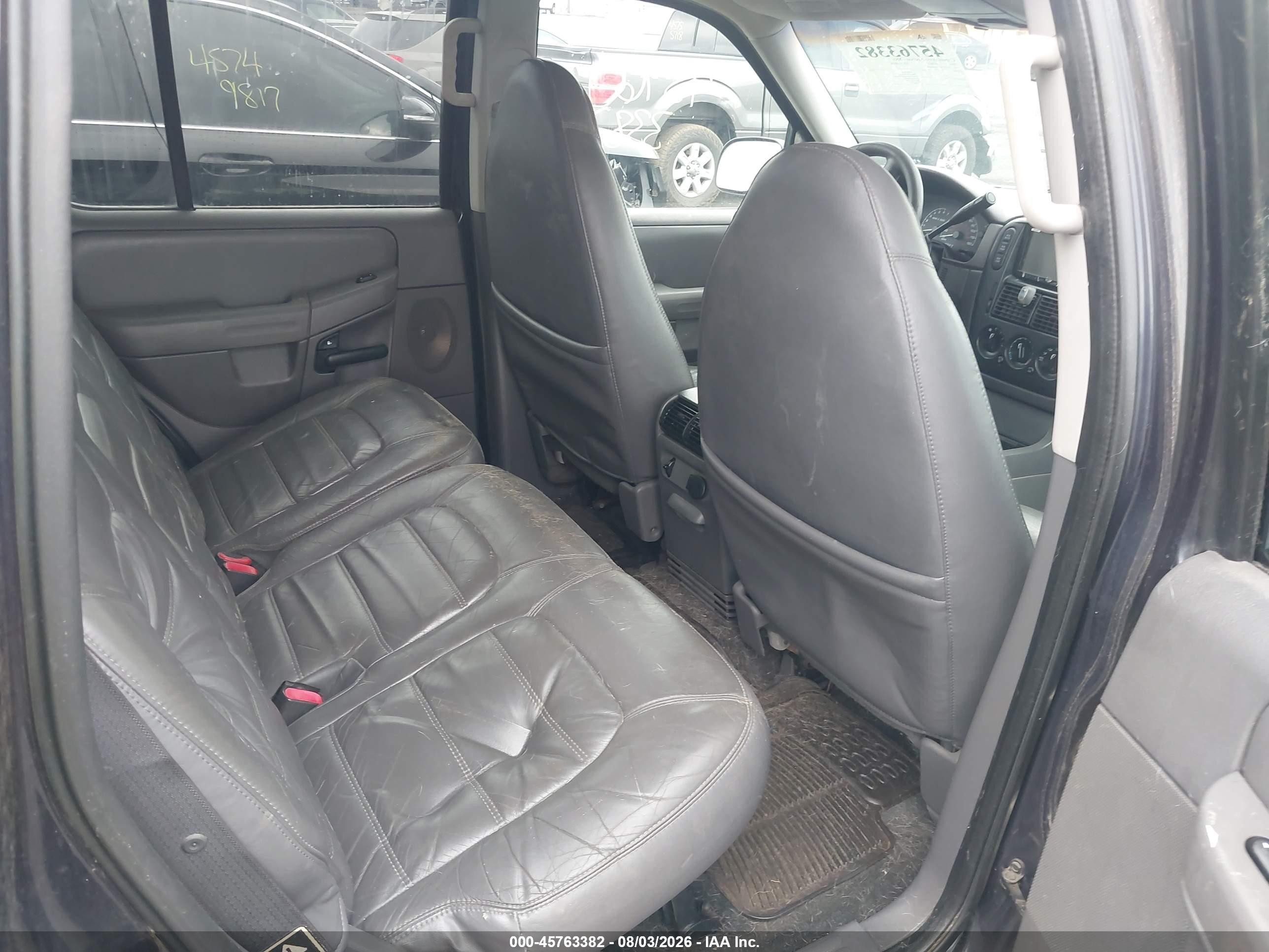 2002 Ford Explorer Xlt Blue vin: 1FMZU73E02UB68496