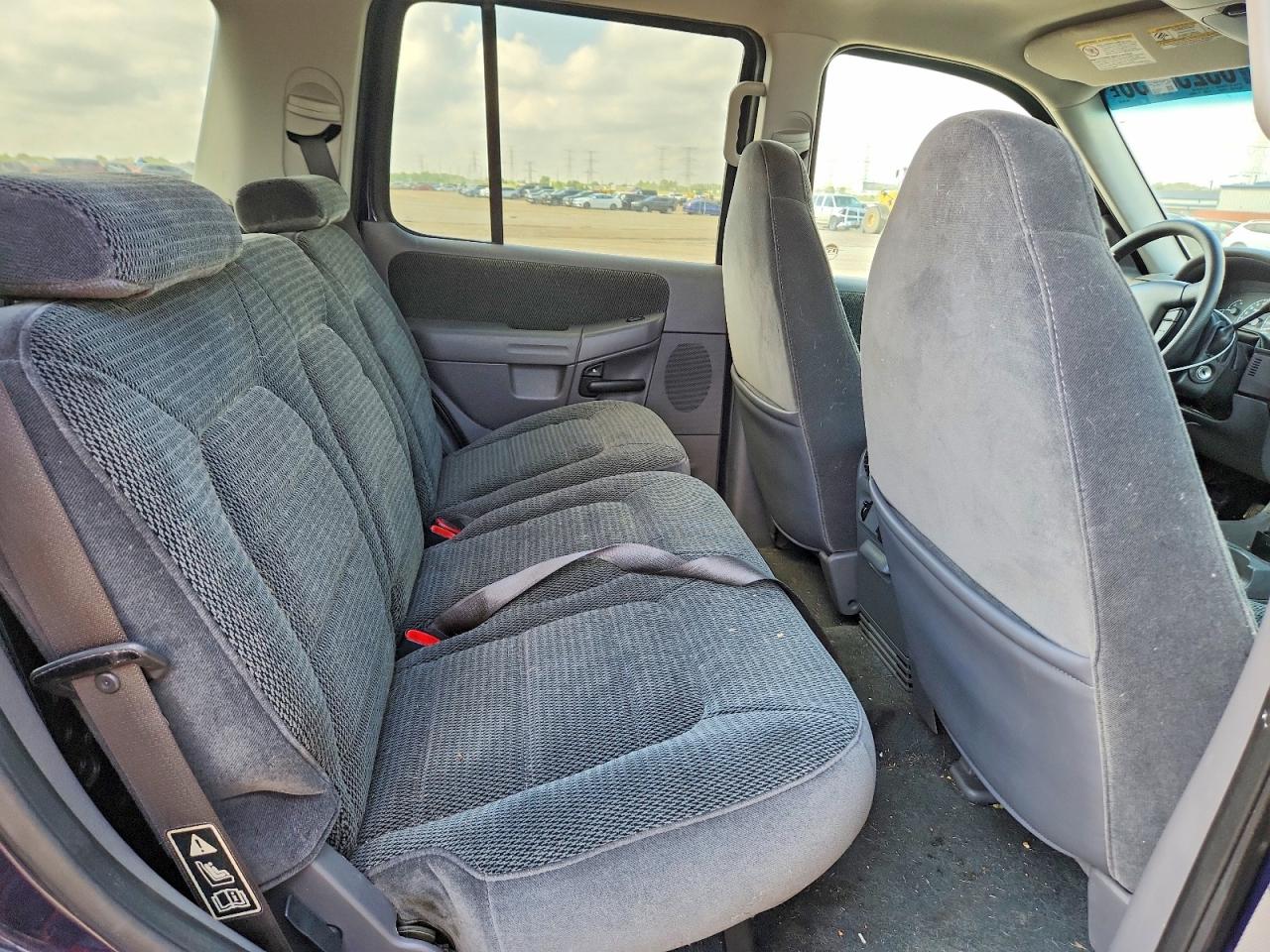 2002 Ford Explorer Xlt Blue vin: 1FMZU73E02ZA81782