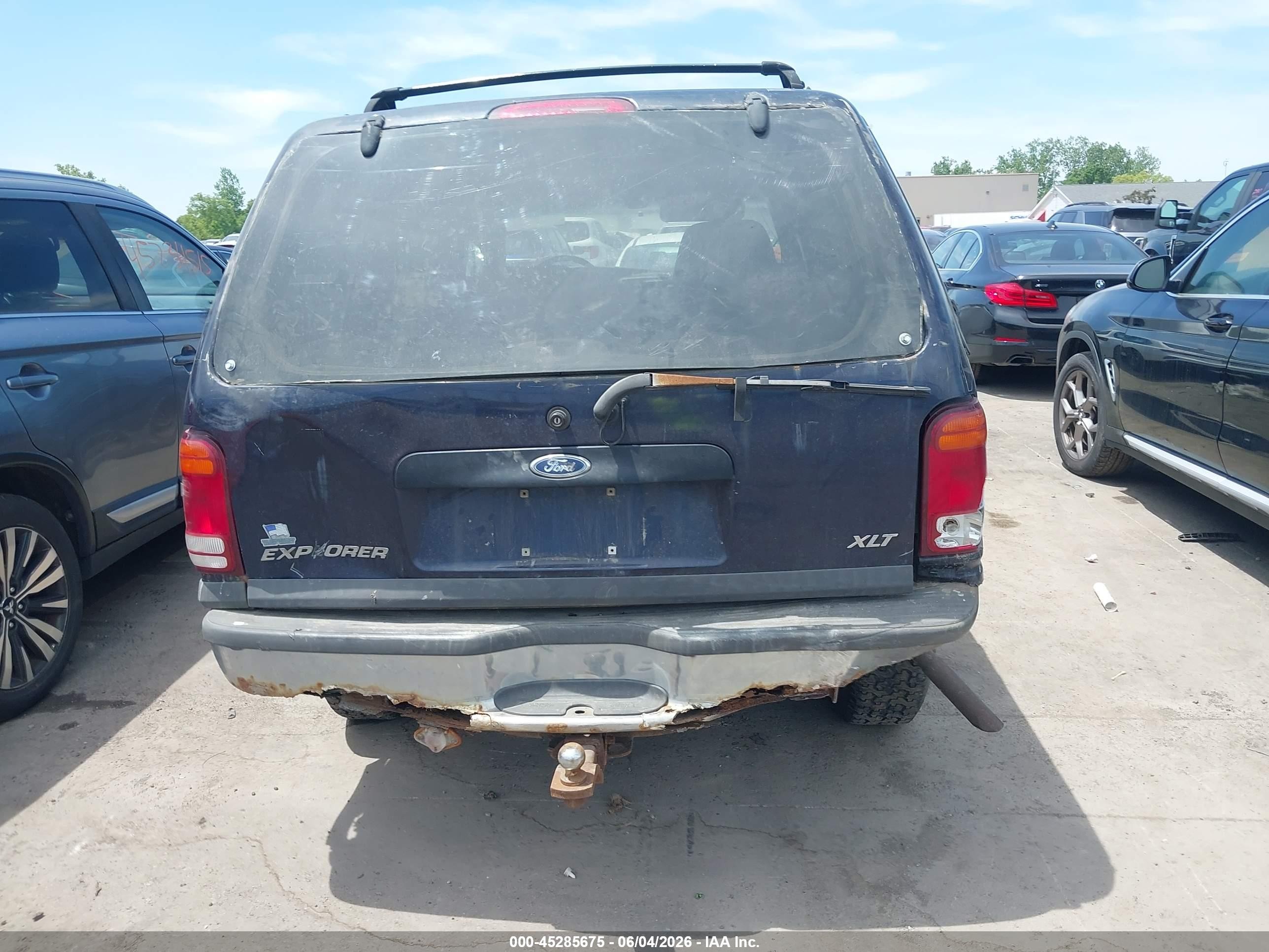 2001 Ford Explorer Xlt Dark Blue vin: 1FMZU73E11ZA65606