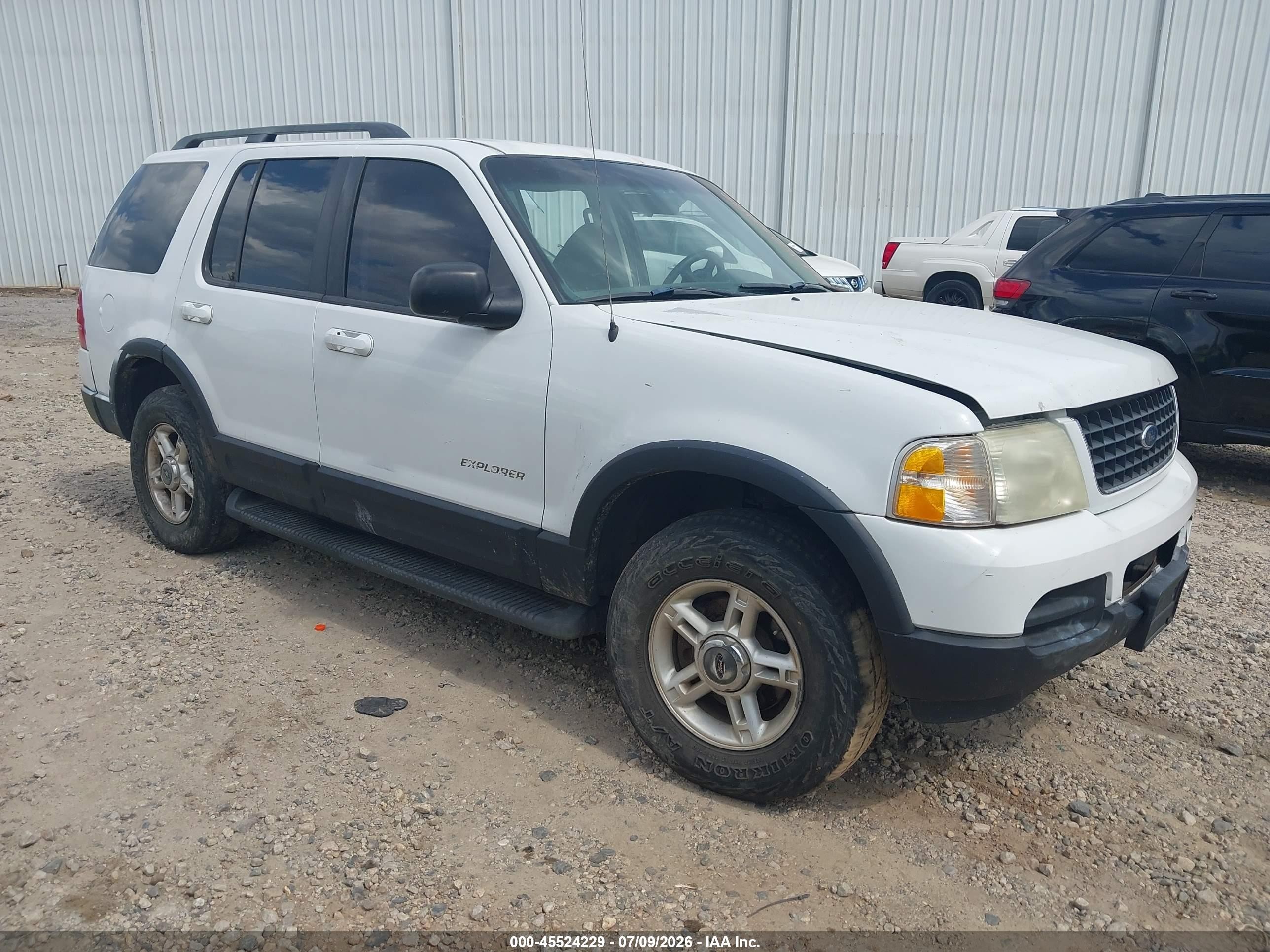 2002 Ford Explorer Xlt White vin: 1FMZU73E12ZB79428