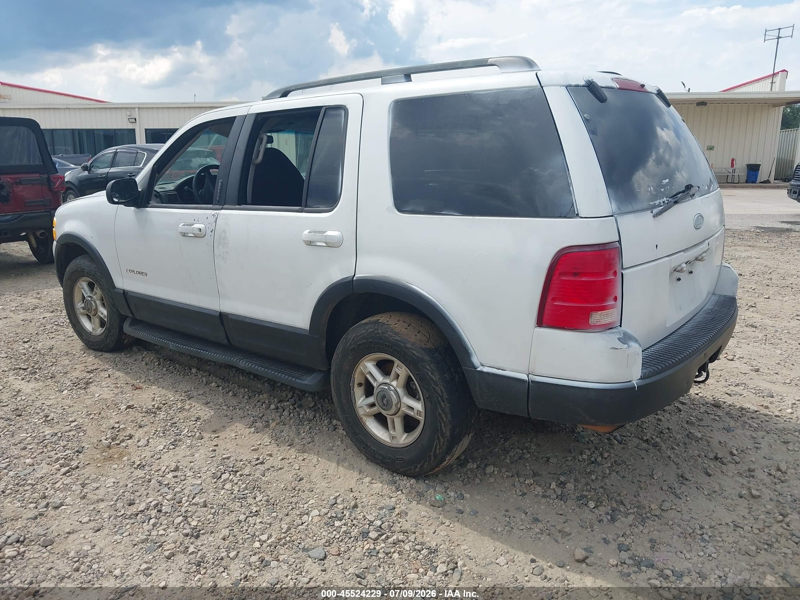 2002 Ford Explorer Xlt White vin: 1FMZU73E12ZB79428