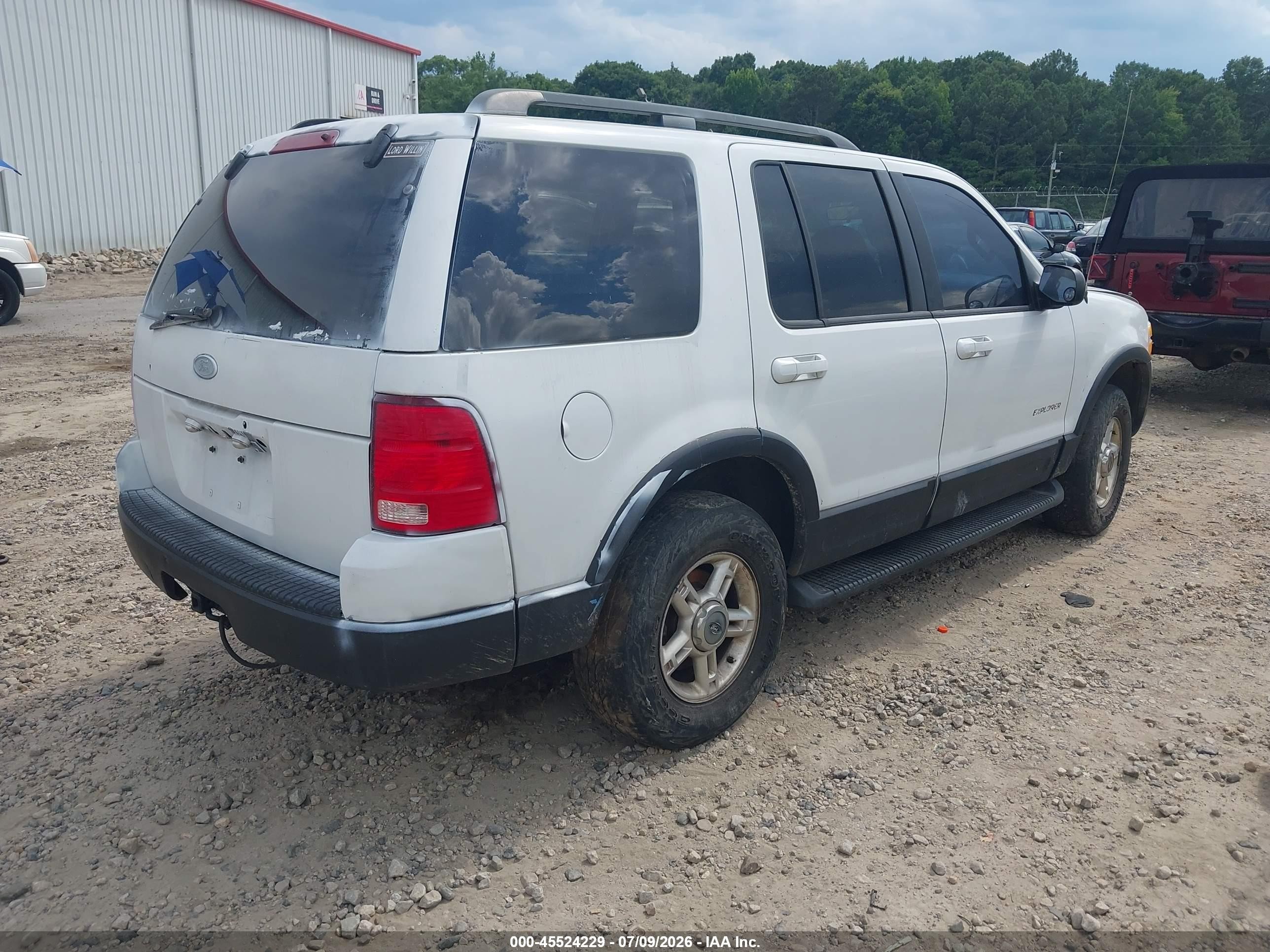 2002 Ford Explorer Xlt White vin: 1FMZU73E12ZB79428