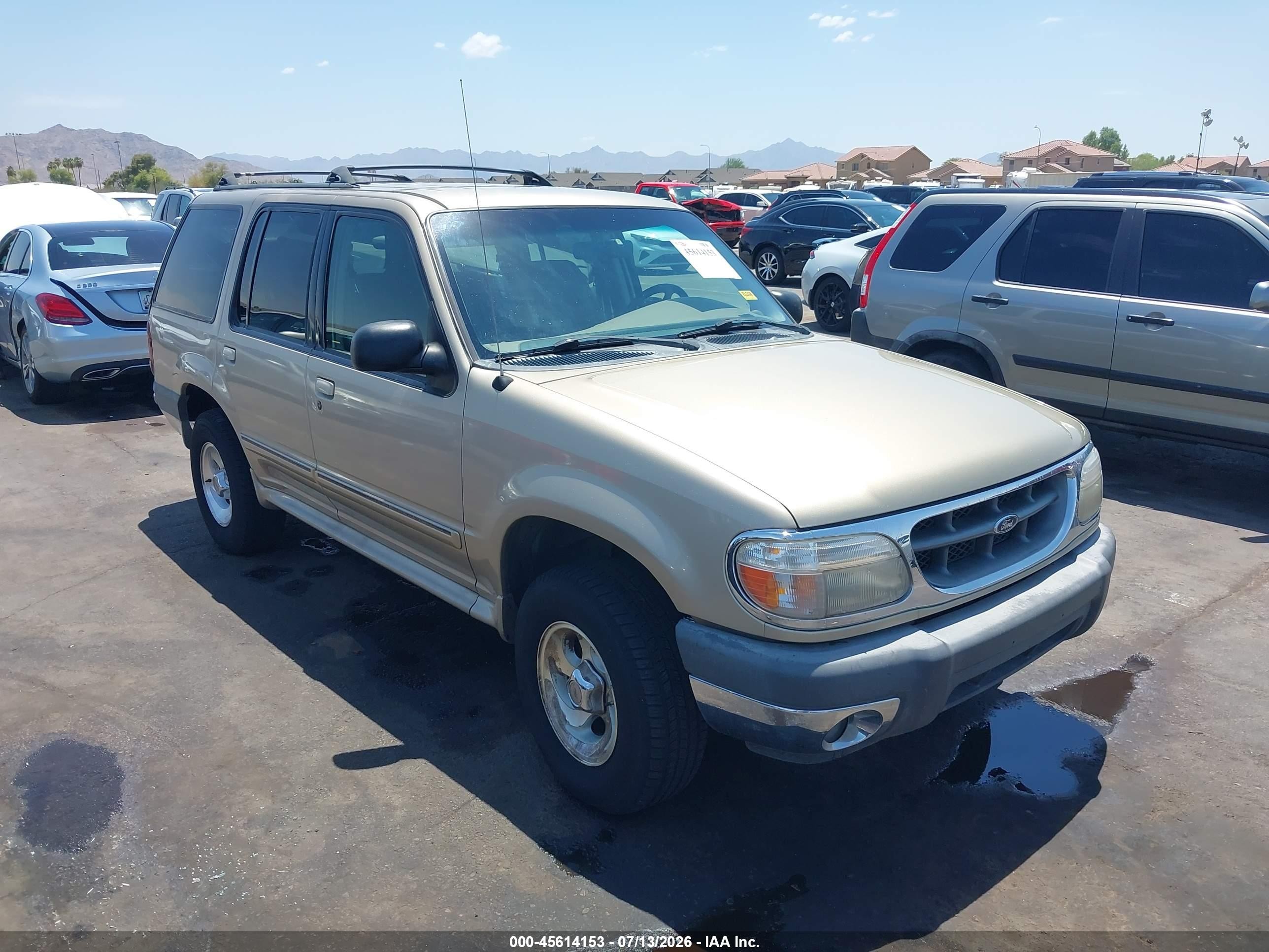 2000 Ford Explorer Xlt Beige vin: 1FMZU73E1YUB19171