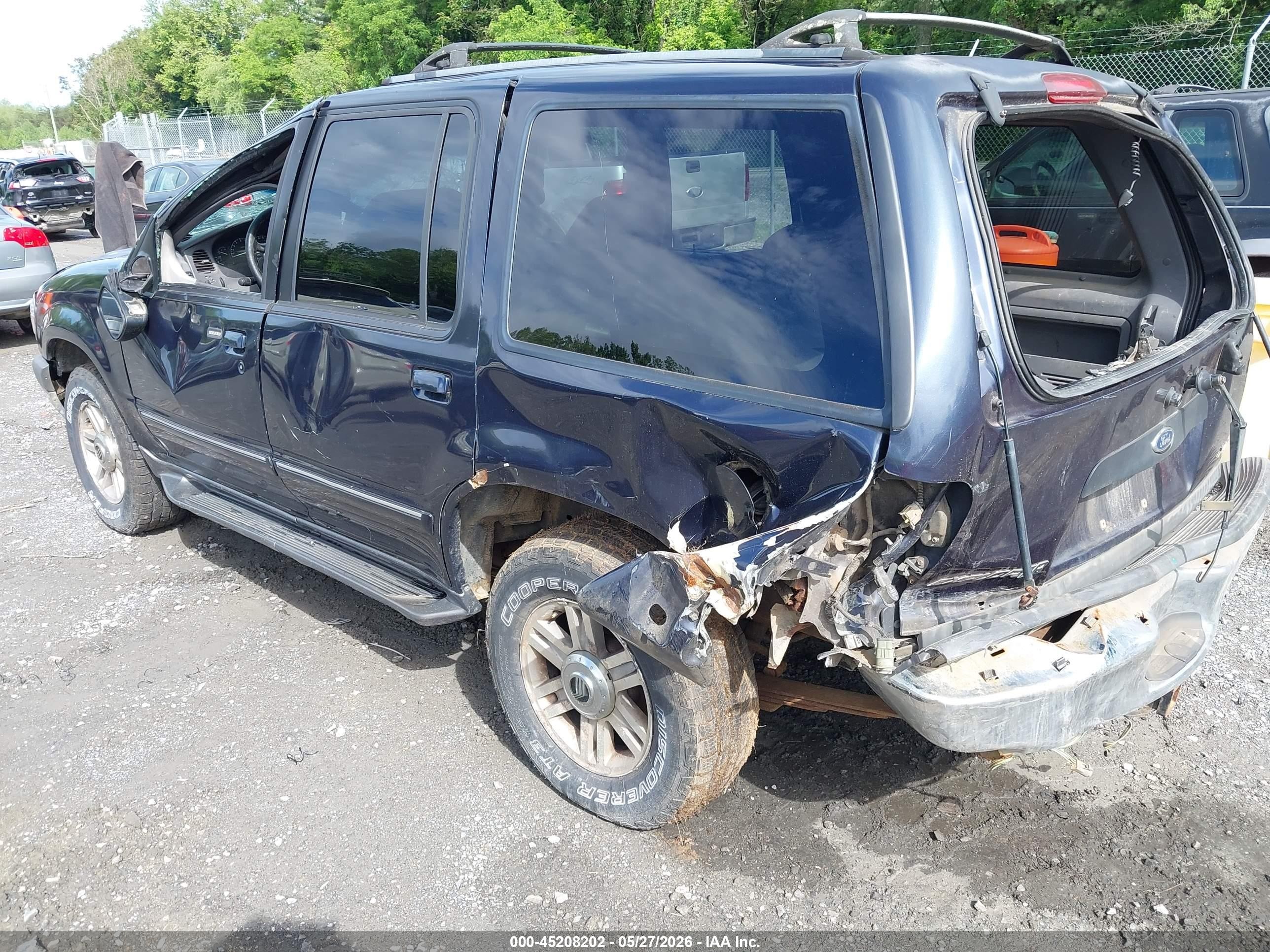2000 Ford Explorer Xlt Blue vin: 1FMZU73E1YZB01188