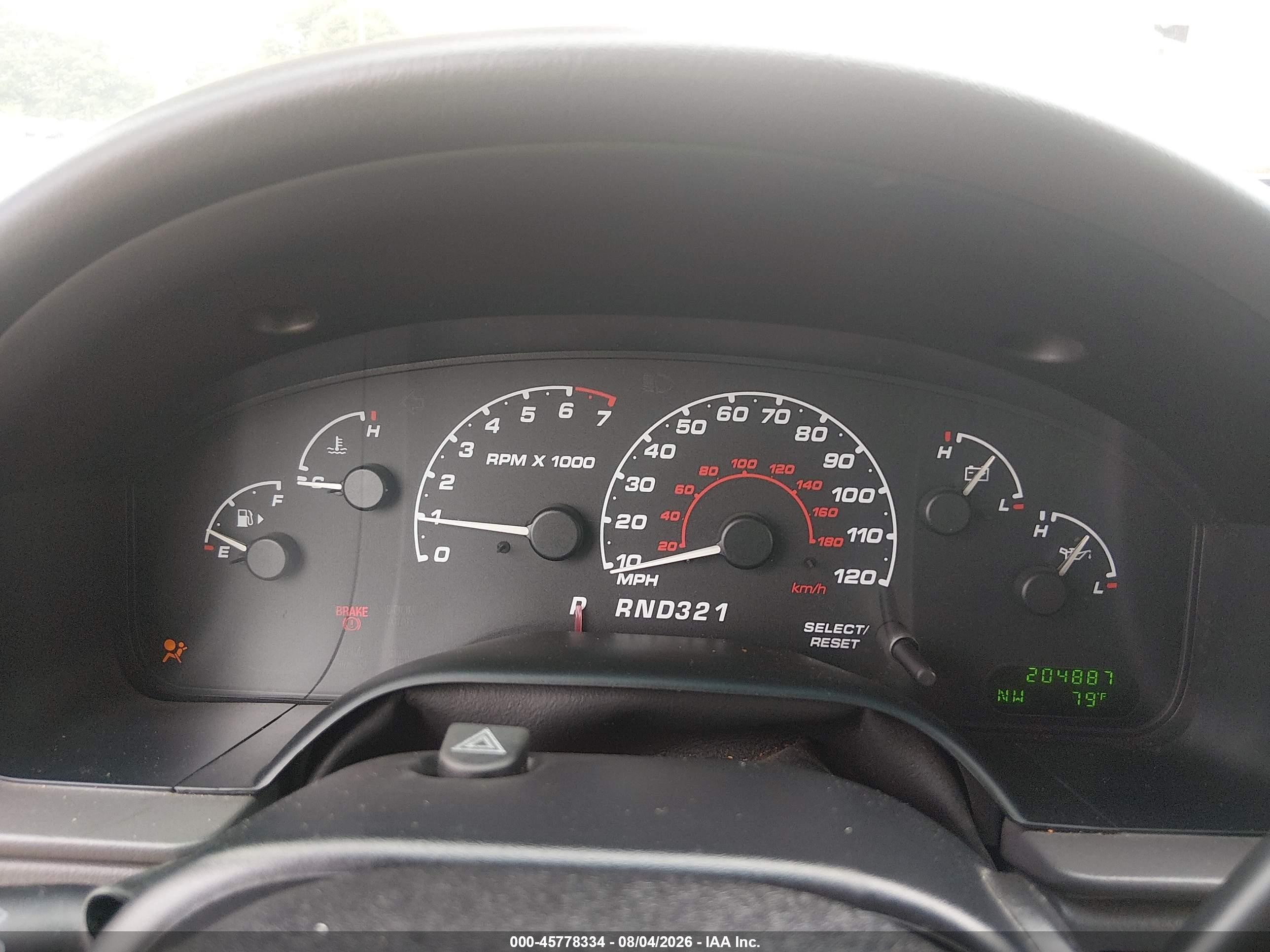 2002 Ford Explorer Xlt White vin: 1FMZU73E22ZC44254