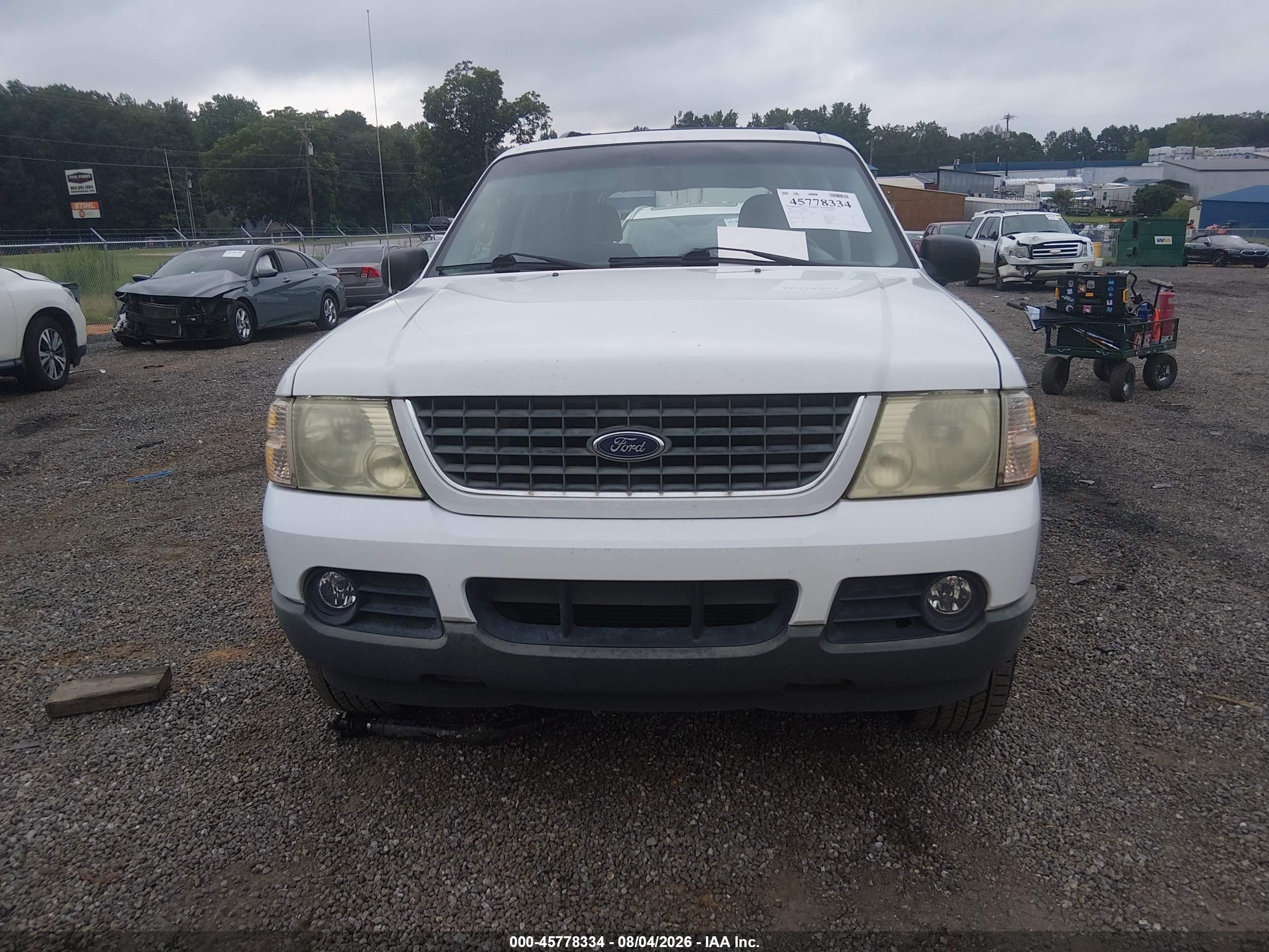 2002 Ford Explorer Xlt White vin: 1FMZU73E22ZC44254