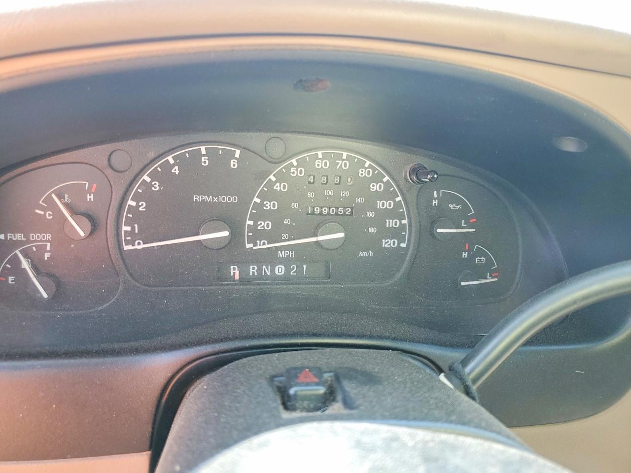 2001 Ford Explorer Xlt White vin: 1FMZU73E31ZA24121