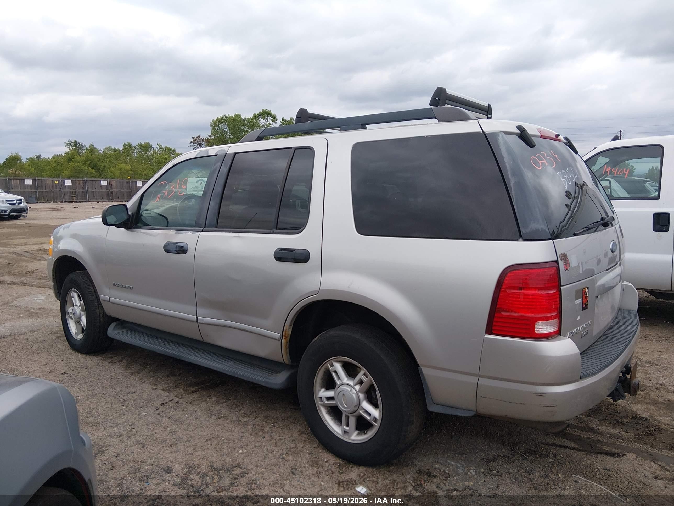 2005 Ford Explorer Xlt/xlt Sport Silver vin: 1FMZU73E45UB85273
