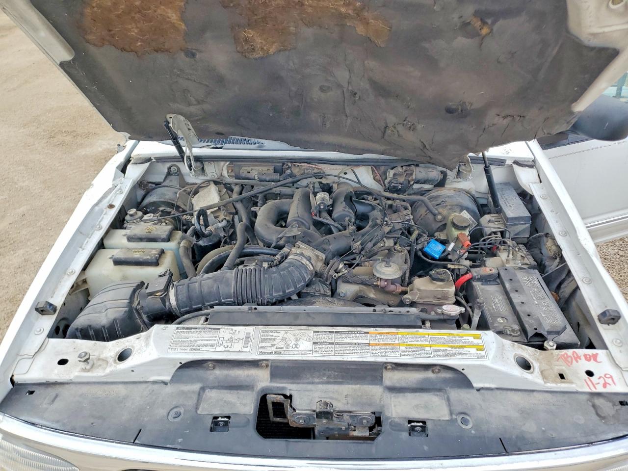 2000 Ford Explorer Xlt Белый vin: 1FMZU73E4YZA89327