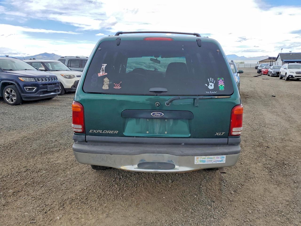 2000 Ford Explorer Xlt Green vin: 1FMZU73E5YZC26372
