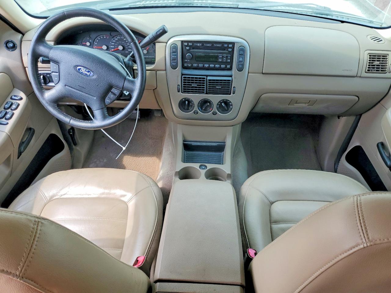 2005 Ford Explorer Xlt Бежевый vin: 1FMZU73E65UB53778