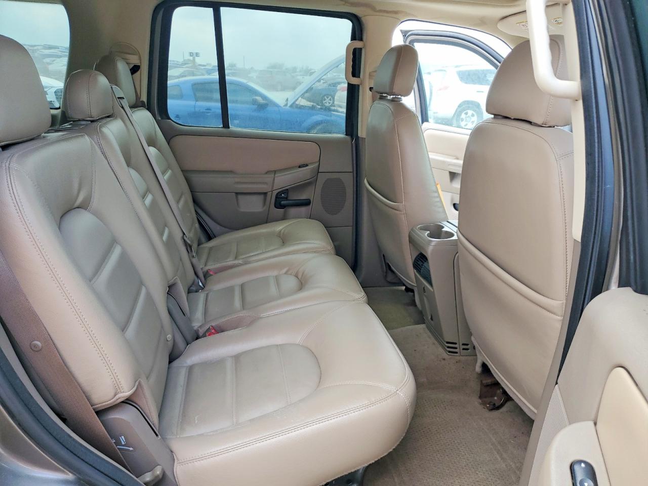 2005 Ford Explorer Xlt Бежевый vin: 1FMZU73E65UB53778