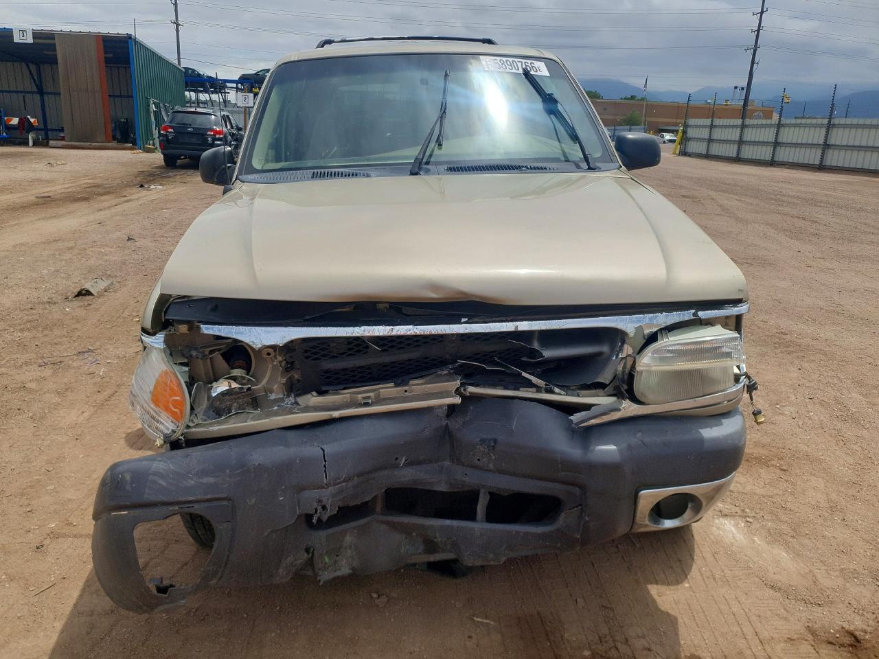 2000 Ford Explorer Xlt Gold vin: 1FMZU73E6YZB02305