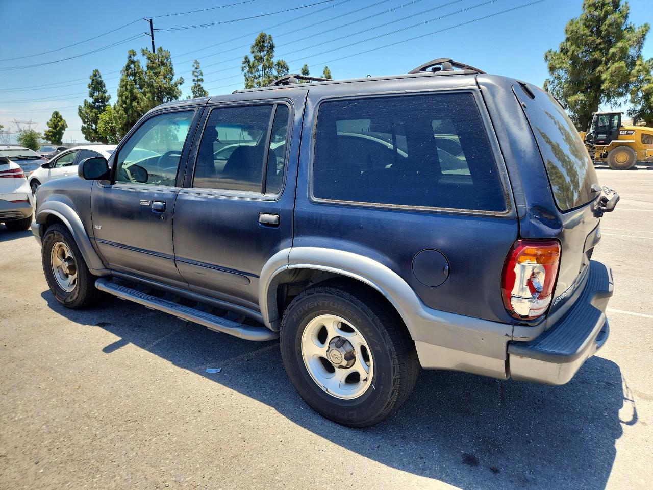 2000 Ford Explorer Xlt Blue vin: 1FMZU73E7YZB31697