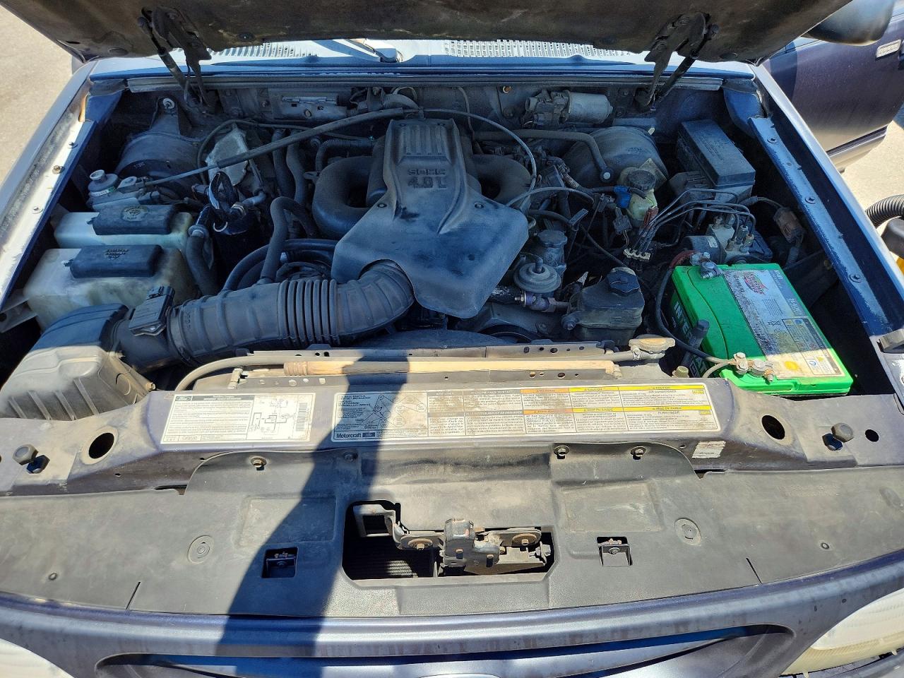 2000 Ford Explorer Xlt Blue vin: 1FMZU73E7YZB31697