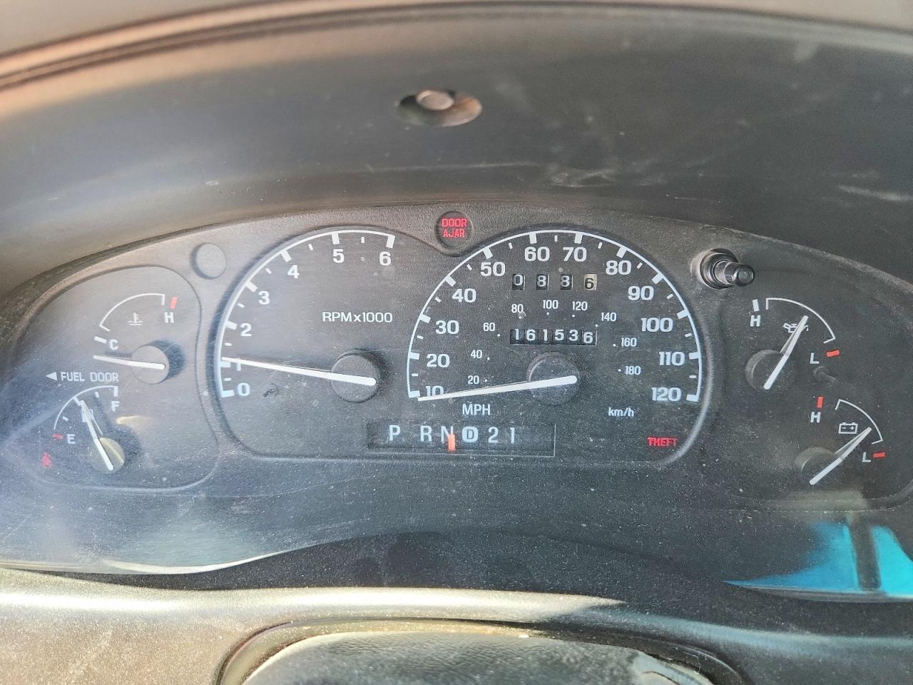 2001 Ford Explorer Xlt White vin: 1FMZU73E81ZA56014
