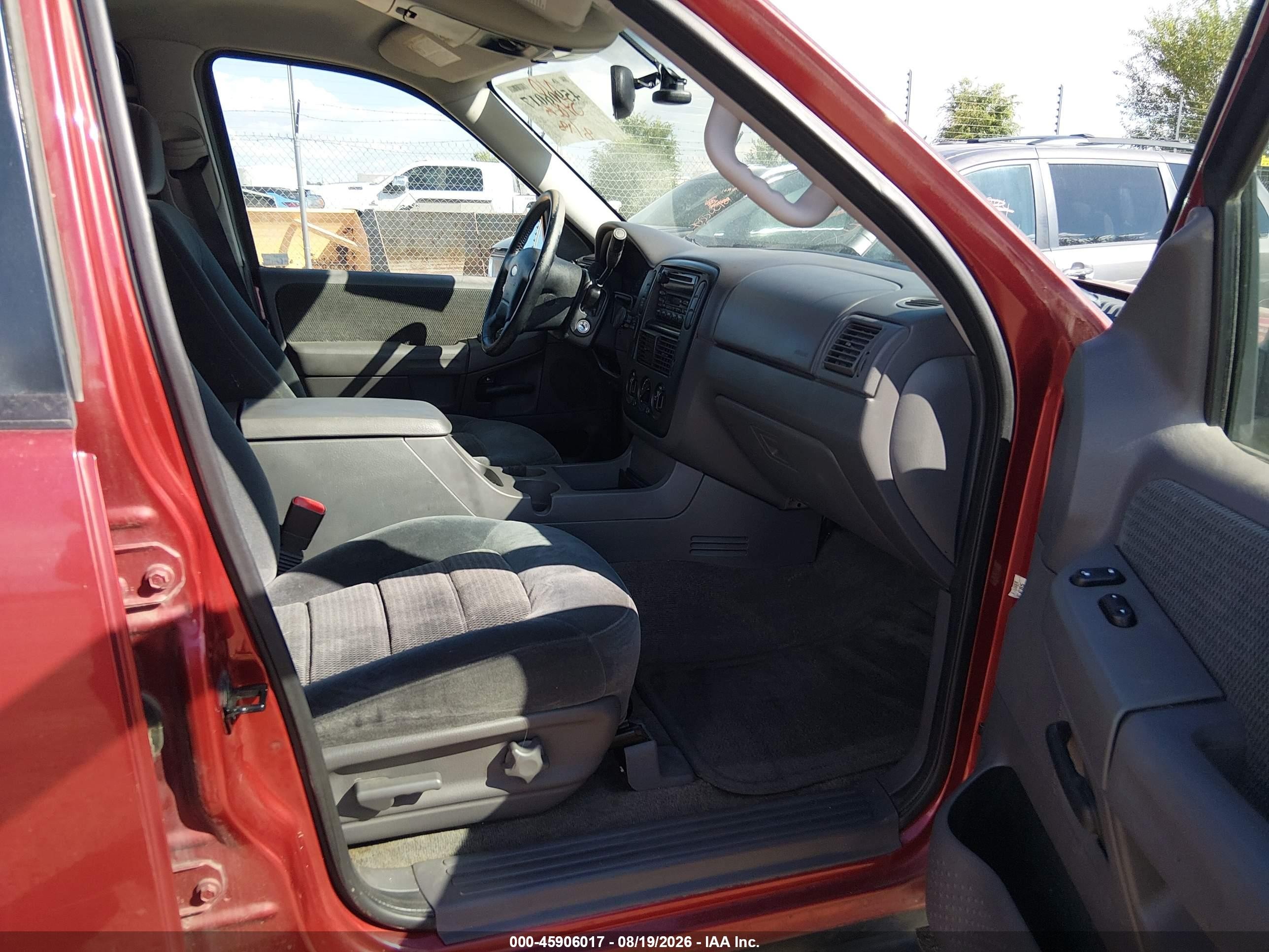 2002 Ford Explorer Xlt Красный vin: 1FMZU73E82UC43817