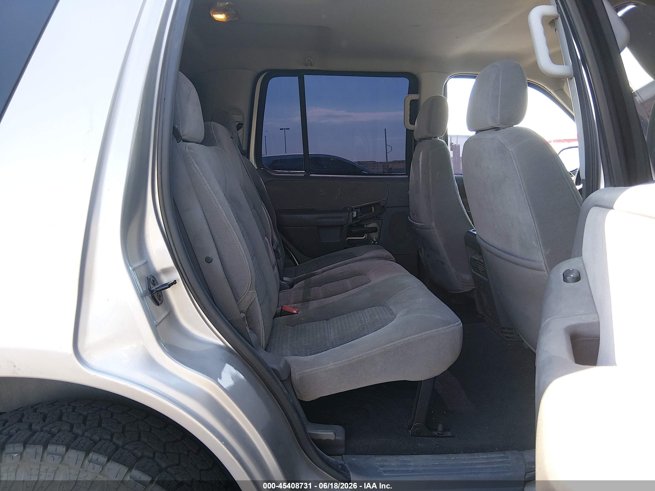 2005 Ford Explorer Xlt/xlt Sport Gray vin: 1FMZU73E85UC04861