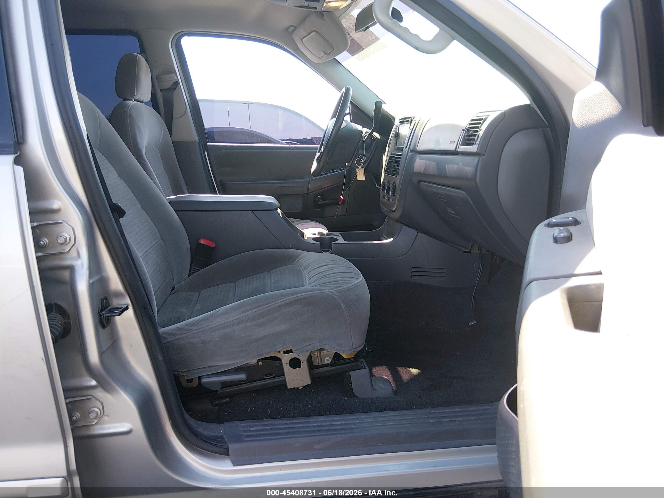 2005 Ford Explorer Xlt/xlt Sport Gray vin: 1FMZU73E85UC04861